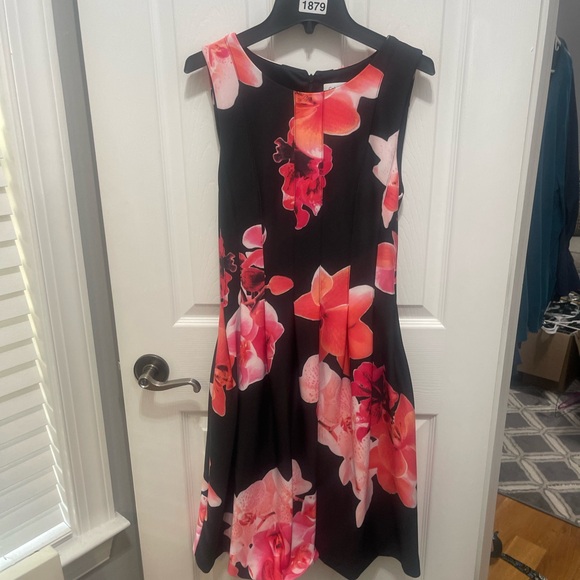 Calvin Klein Black and Pink Floral Midi Dress - Picture 4 of 15